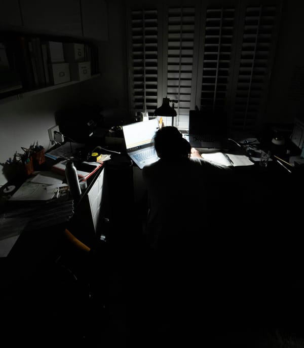 Out of Office, Still Online: Are AI Assistants Fueling the 24/7 Employee?