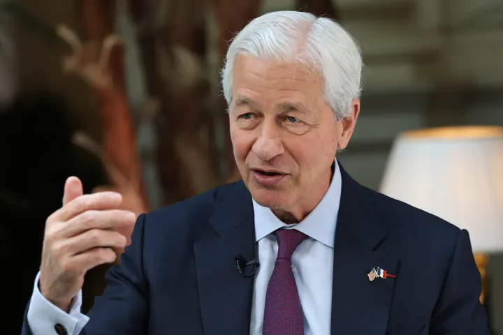 Jamie Dimon on AI at JPMorgan: Why He’s Not Worried