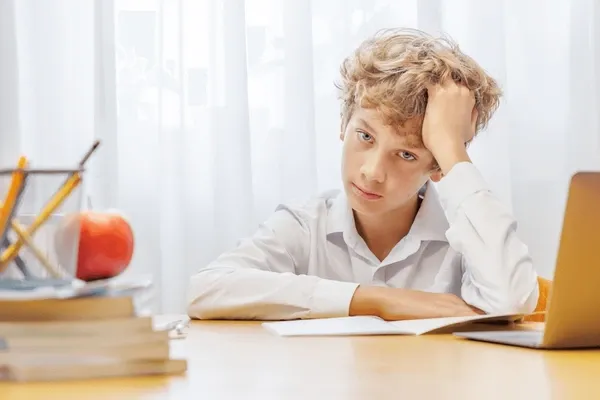 Students Writing Worse to Prove They’re Not Robots: The AI Paradox in Education